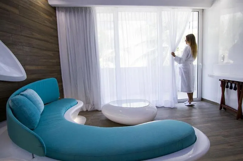 ***  Carmen Quinta Hotel Playa del Carmen Mexico