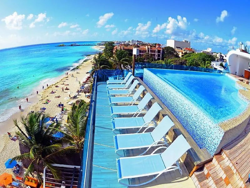***  Carmen Quinta Hotel Playa del Carmen Mexico